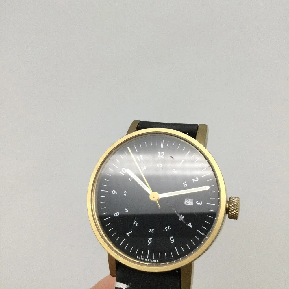 VOID Mens Watch 38mm Black Dial Gold Tone Leather Date V03B New Battery